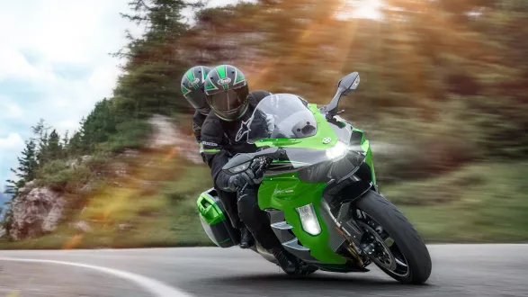 Kawasaki Ninja H2 SX