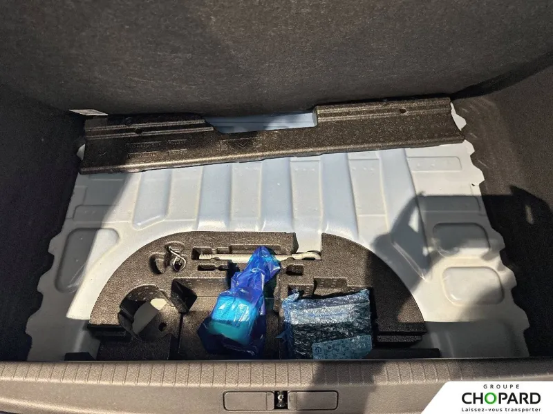 Image secondaire du véhicule 26