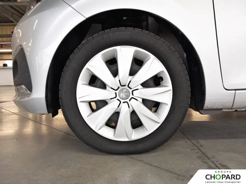 Image secondaire du véhicule 24