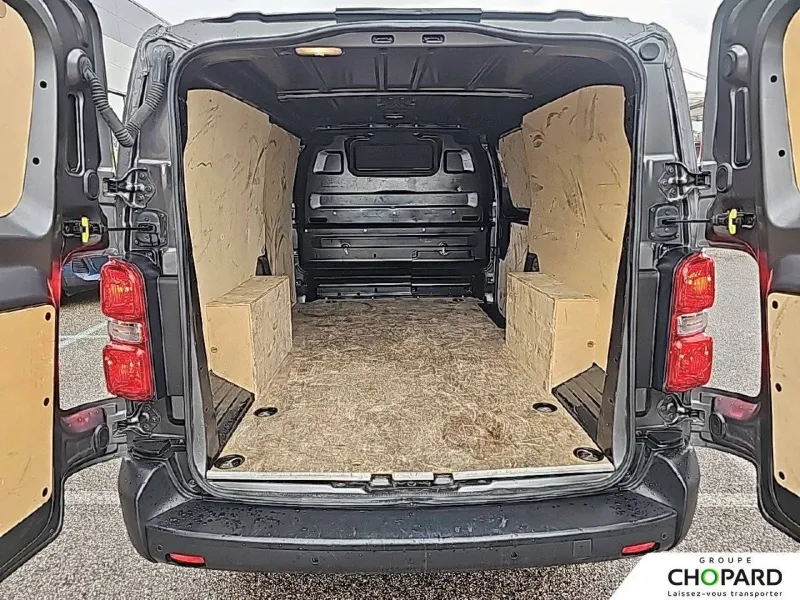 Image secondaire du véhicule 9