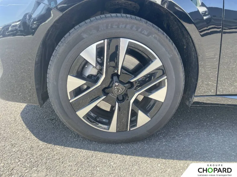 Image secondaire du véhicule 22