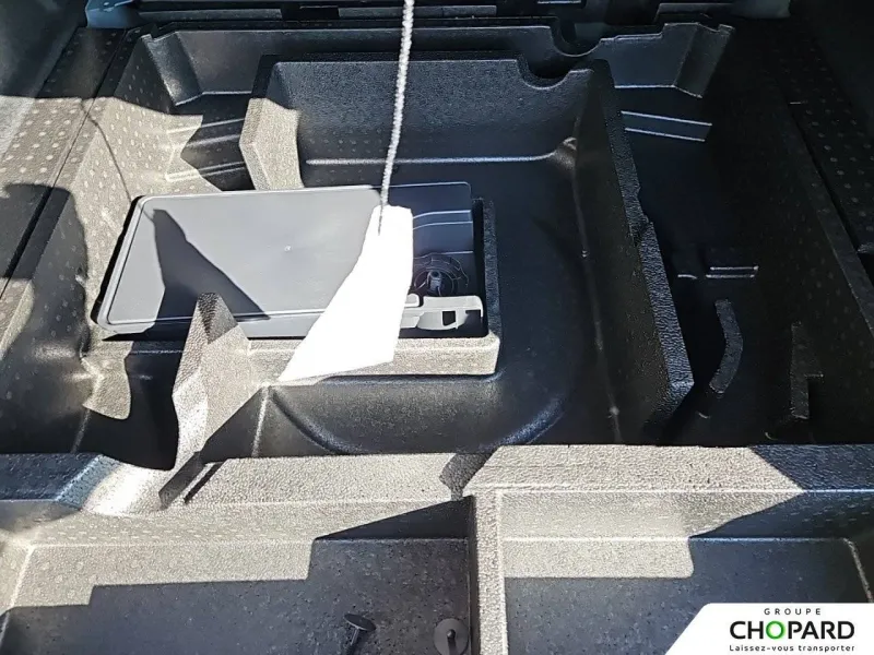 Image secondaire du véhicule 25