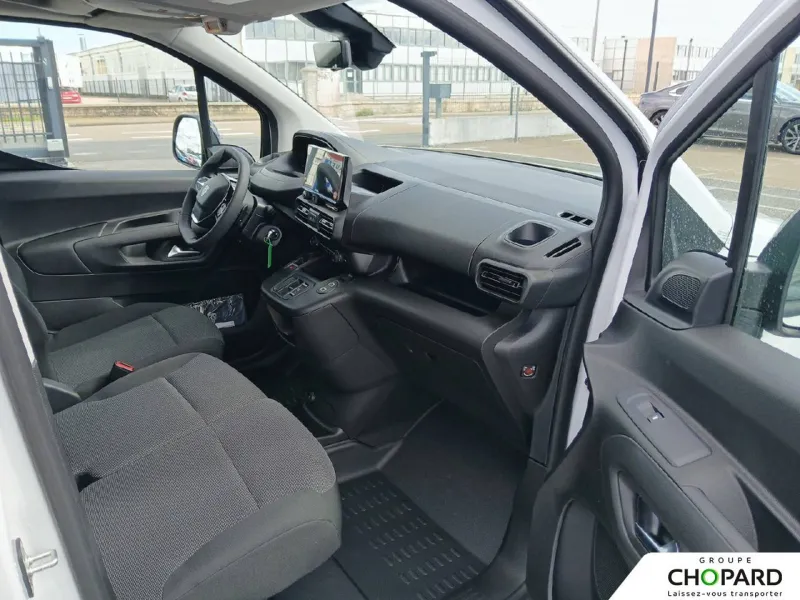 Image secondaire du véhicule 14