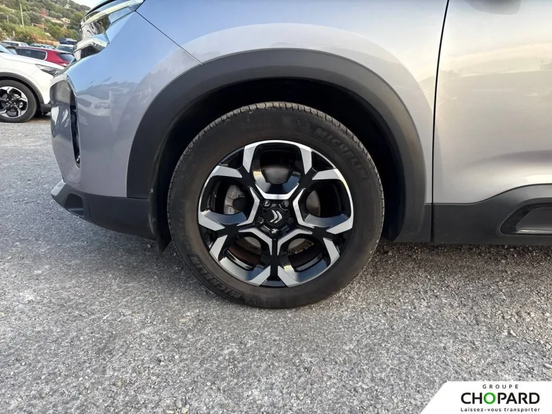 Image secondaire du véhicule 13