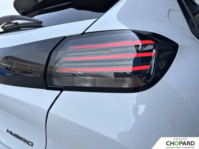 Image secondaire du véhicule 12