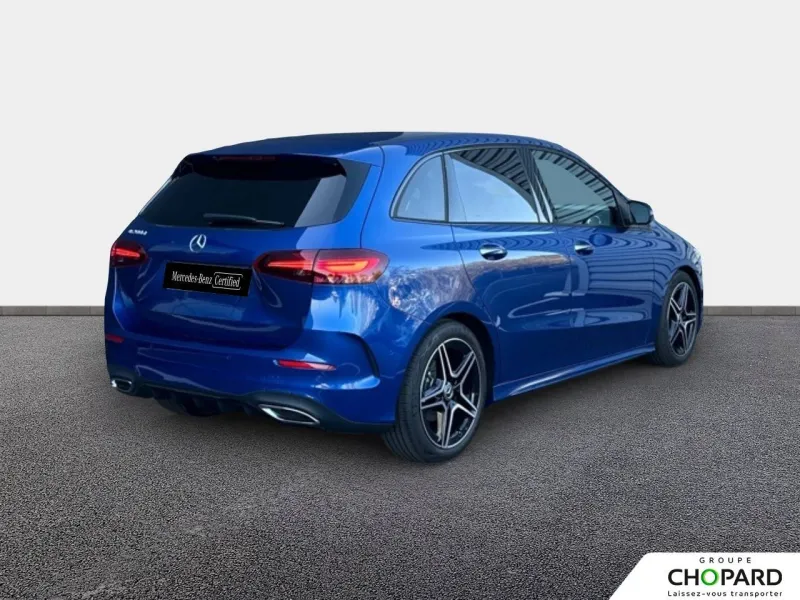 Image secondaire du véhicule 4