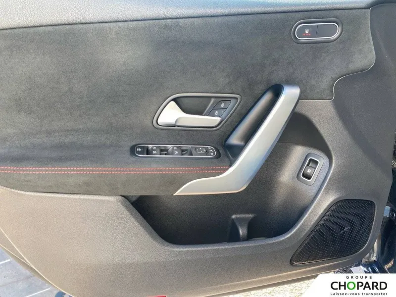 Image secondaire du véhicule 22