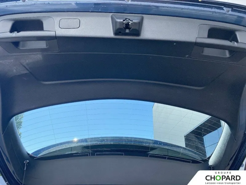 Image secondaire du véhicule 24