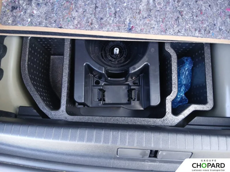 Image secondaire du véhicule 25