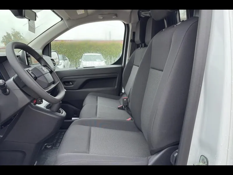 Image secondaire du véhicule 11