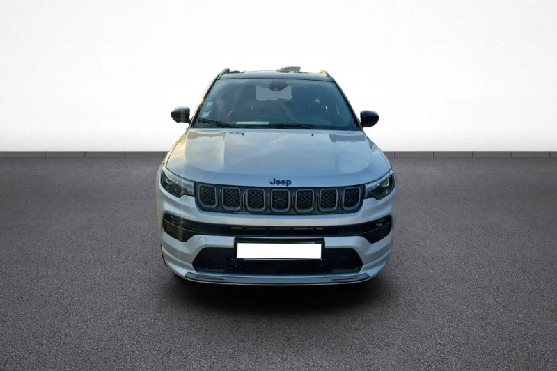 Image secondaire du véhicule 3