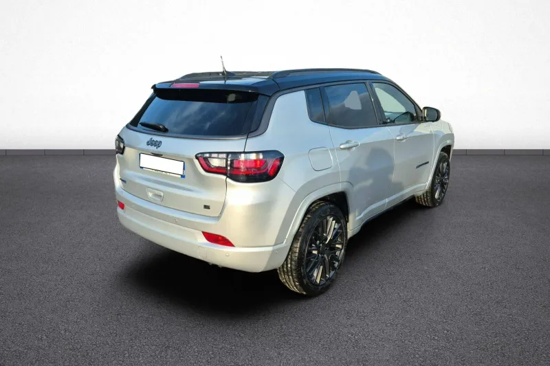 Image secondaire du véhicule 6