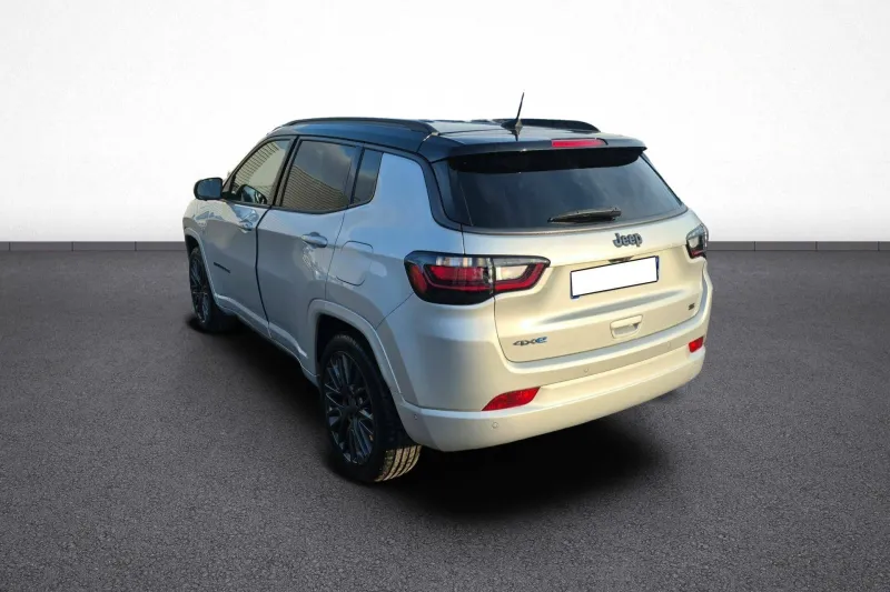 Image secondaire du véhicule 8