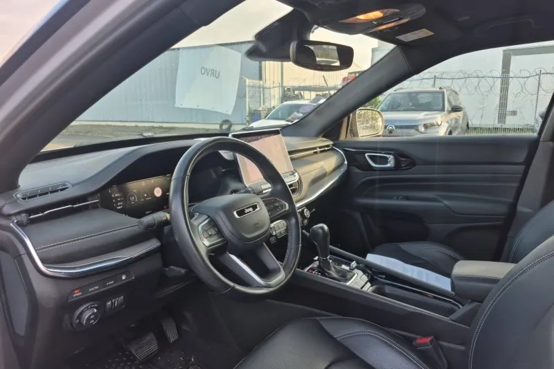 Image secondaire du véhicule 13