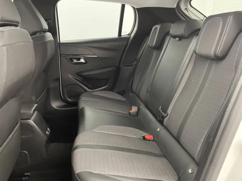 Image secondaire du véhicule 16