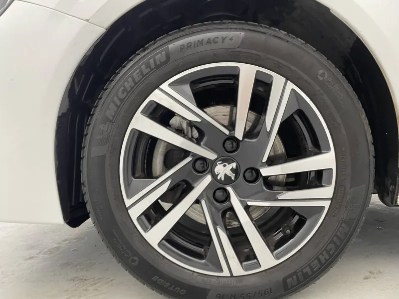 Image secondaire du véhicule 18