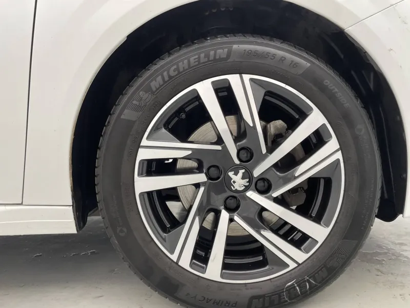 Image secondaire du véhicule 19