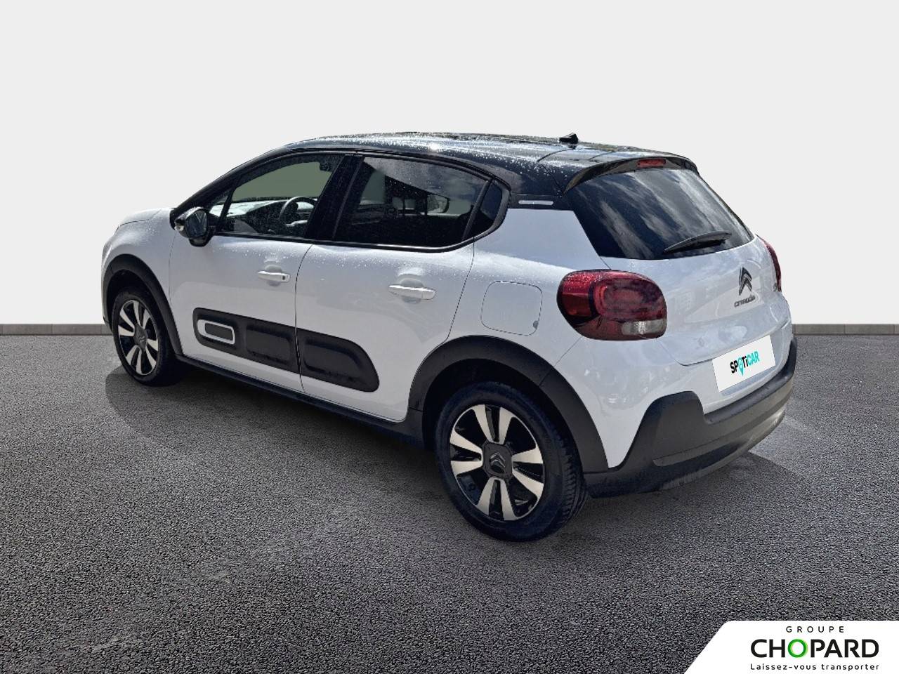 Image secondaire du véhicule 8