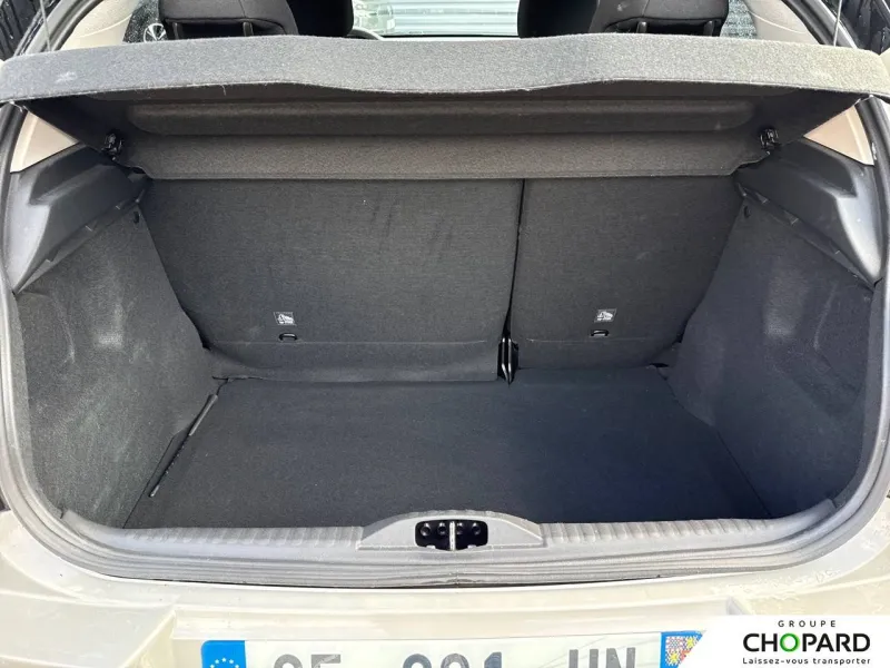 Image secondaire du véhicule 9