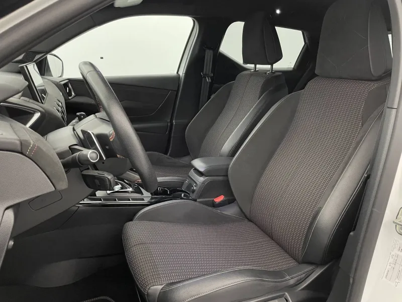 Image secondaire du véhicule 15