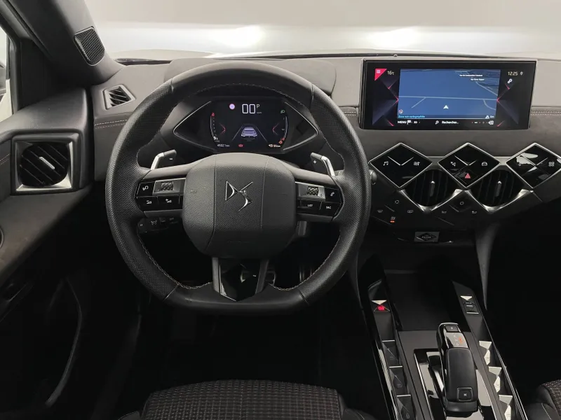 Image secondaire du véhicule 24