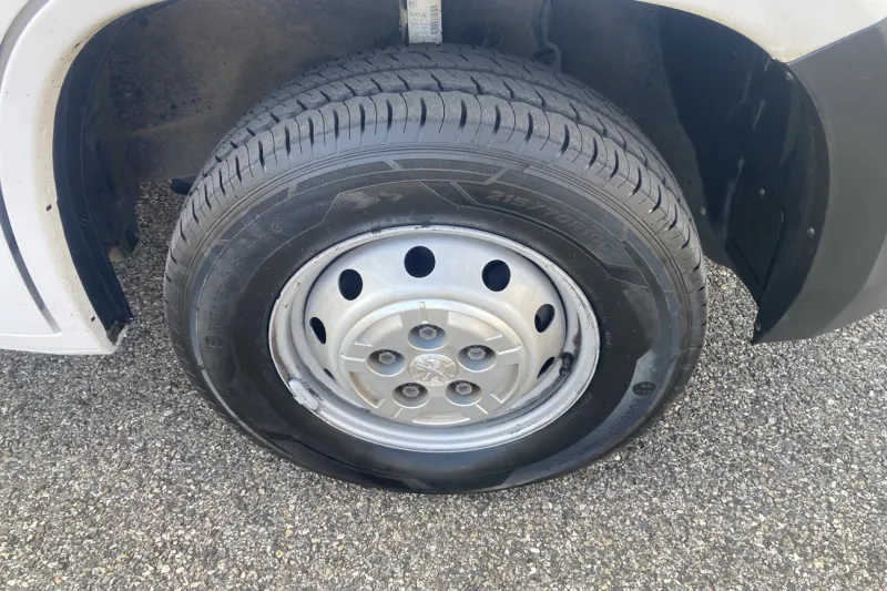 Image secondaire du véhicule 11