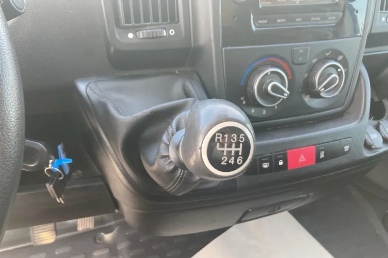 Image secondaire du véhicule 17