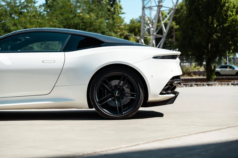 Image secondaire du véhicule 11