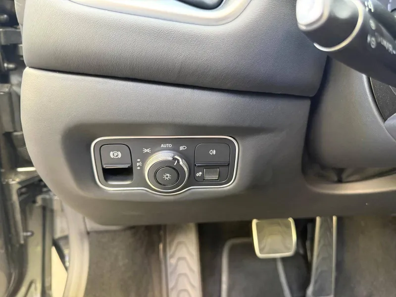 Image secondaire du véhicule 26