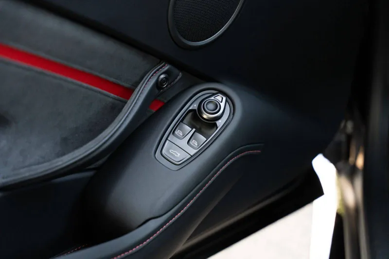 Image secondaire du véhicule 13