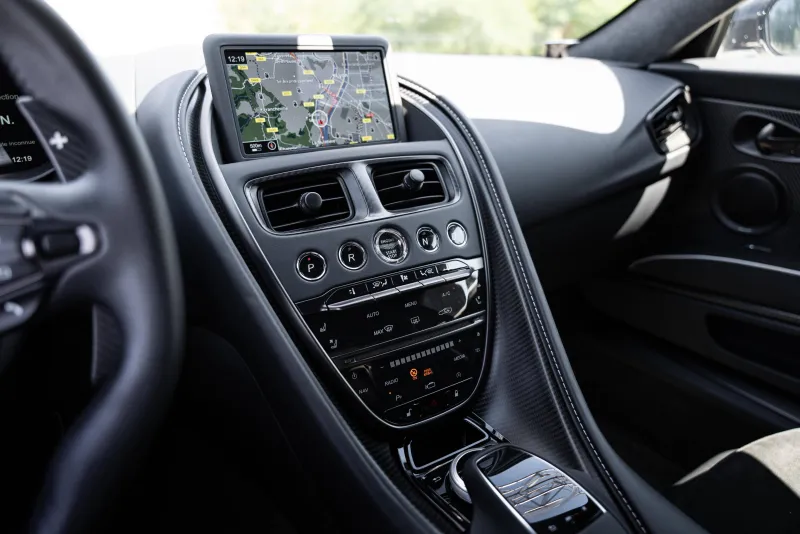 Image secondaire du véhicule 38