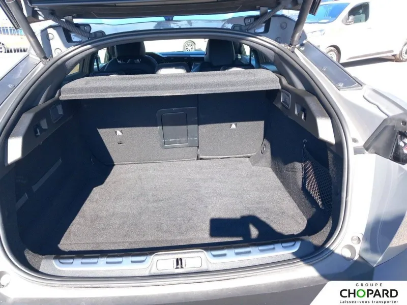 Image secondaire du véhicule 9