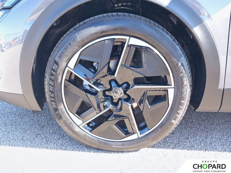 Image secondaire du véhicule 22