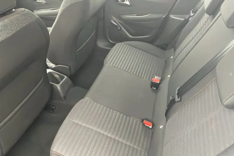 Image secondaire du véhicule 15