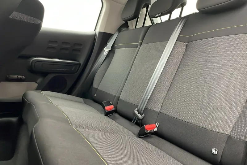 Image secondaire du véhicule 15