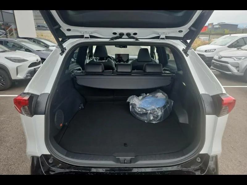 Image secondaire du véhicule 10