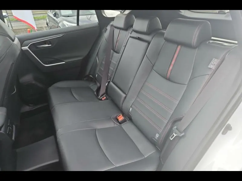 Image secondaire du véhicule 12