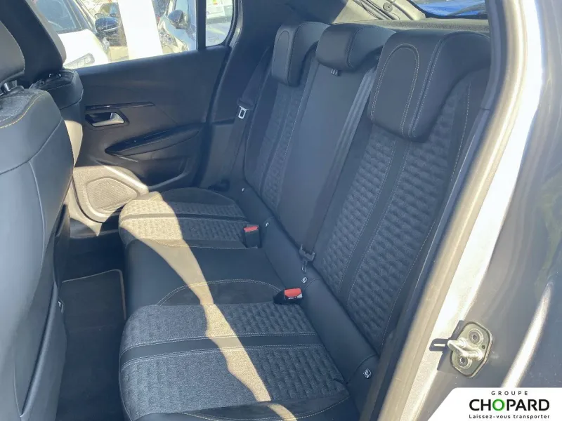 Image secondaire du véhicule 12