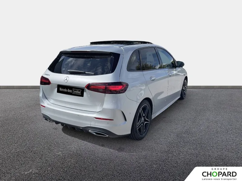 Image secondaire du véhicule 4