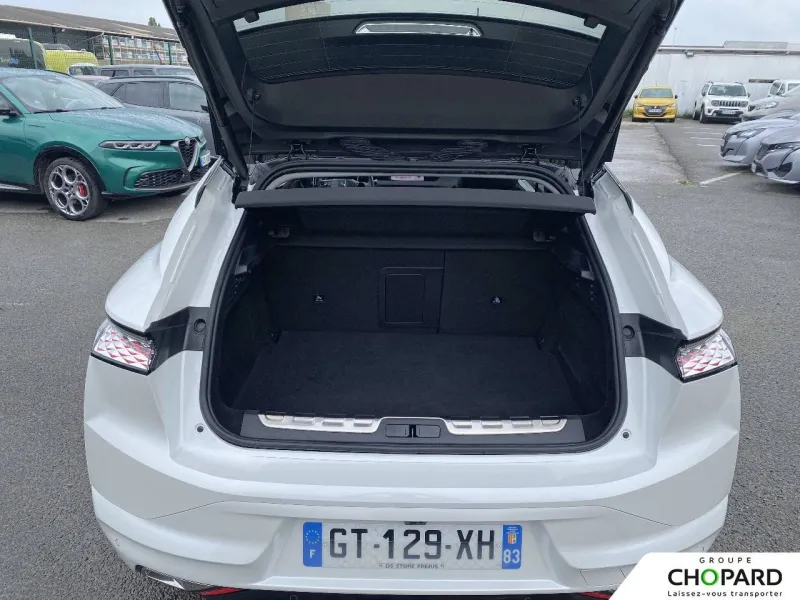 Image secondaire du véhicule 9