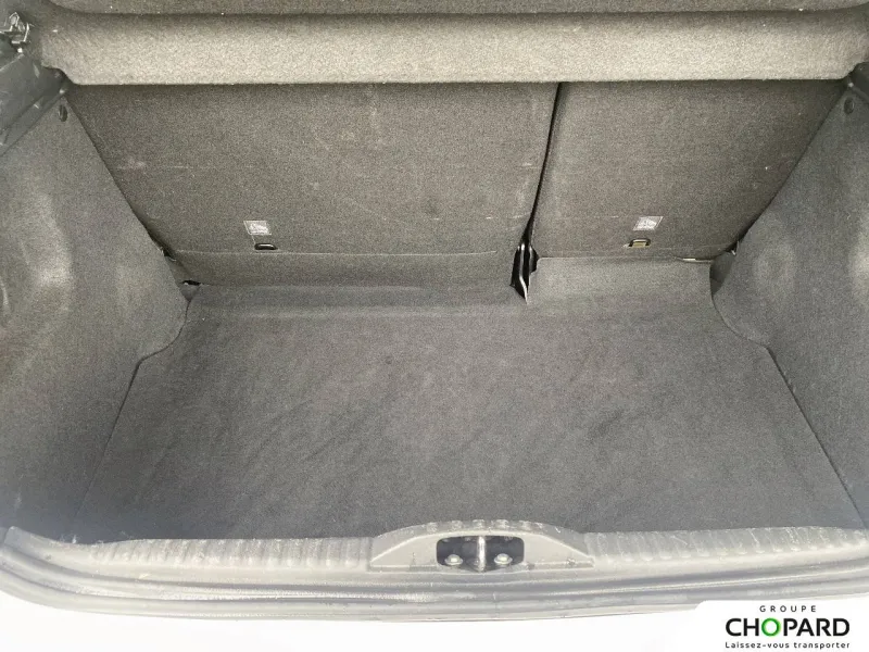 Image secondaire du véhicule 9