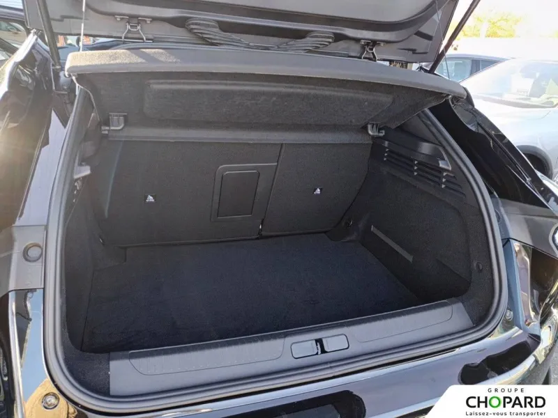 Image secondaire du véhicule 9