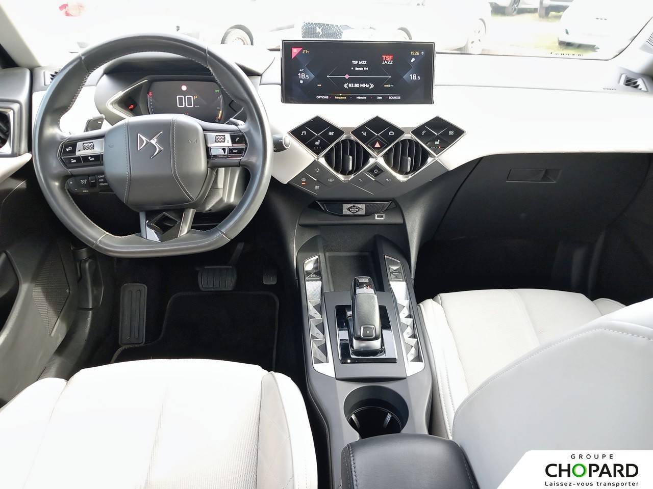 Image secondaire du véhicule 3