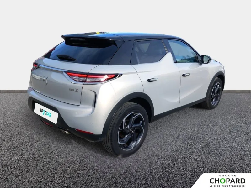 Image secondaire du véhicule 4