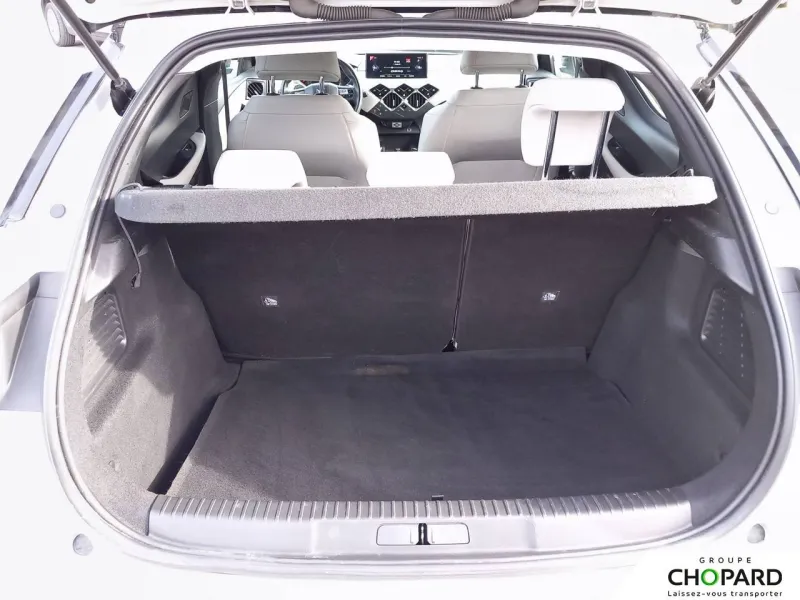 Image secondaire du véhicule 9