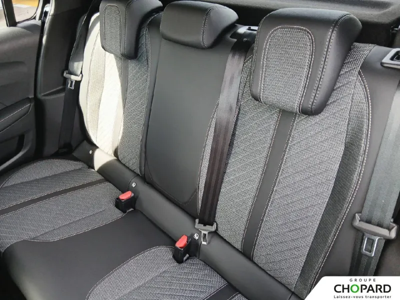 Image secondaire du véhicule 19