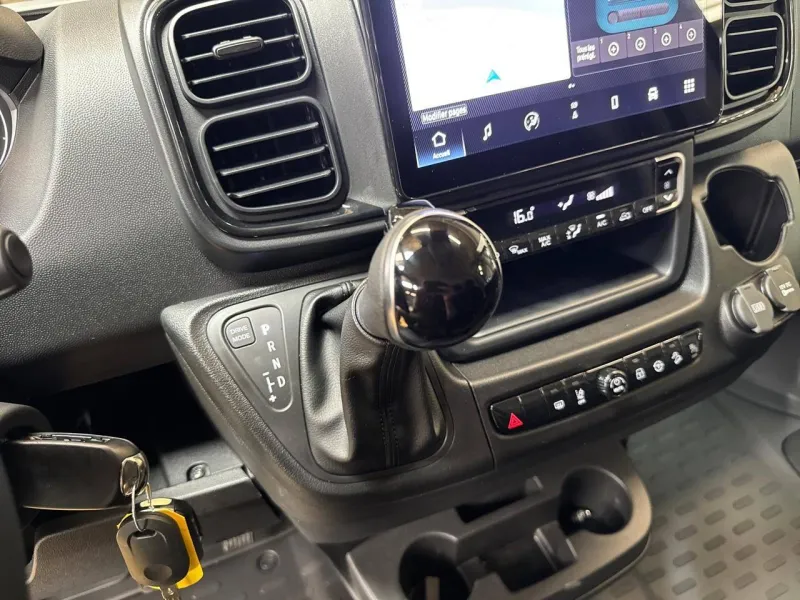 Image secondaire du véhicule 13