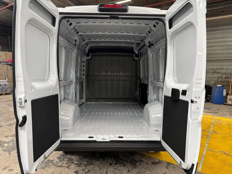 Image secondaire du véhicule 17