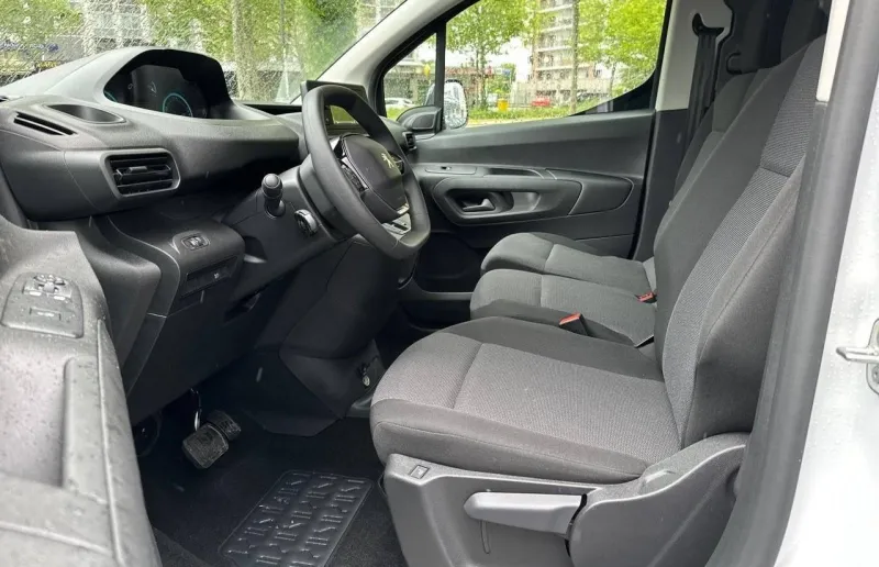 Image secondaire du véhicule 8