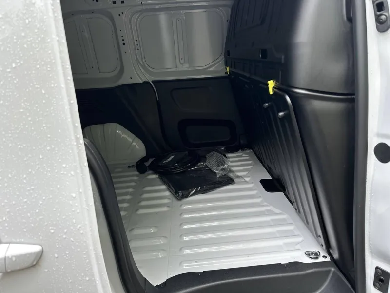 Image secondaire du véhicule 10